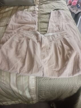 Tommy Bahama Men's Light Pink Chinos